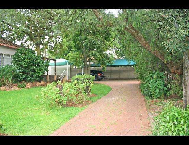 3 BEDROOM HOUSE FOR SALE IN SYDENHAM
